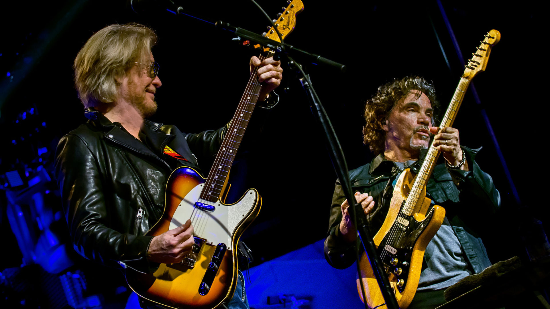 Daryl Hall & John Oates - Aug. 25
